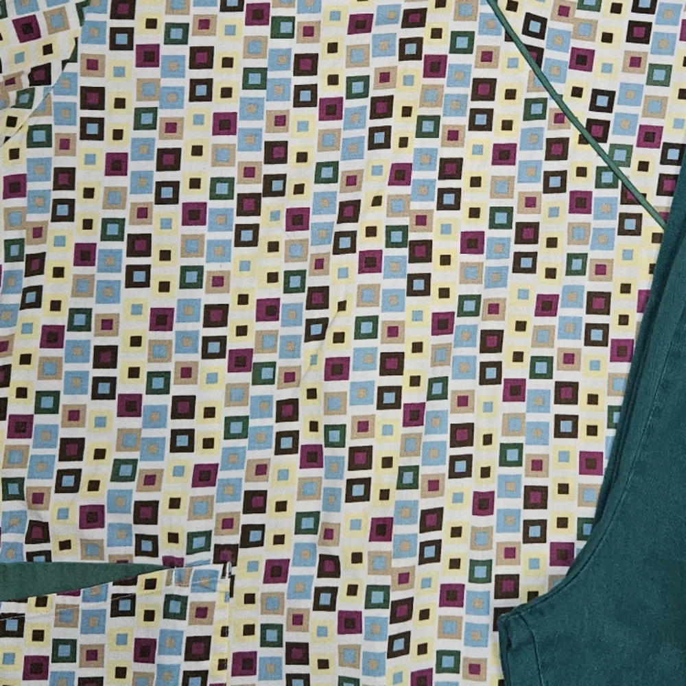 Scrub set - Picture 2 of 2